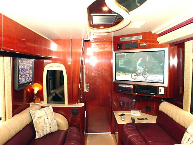 musicboxfrtlounge.jpg